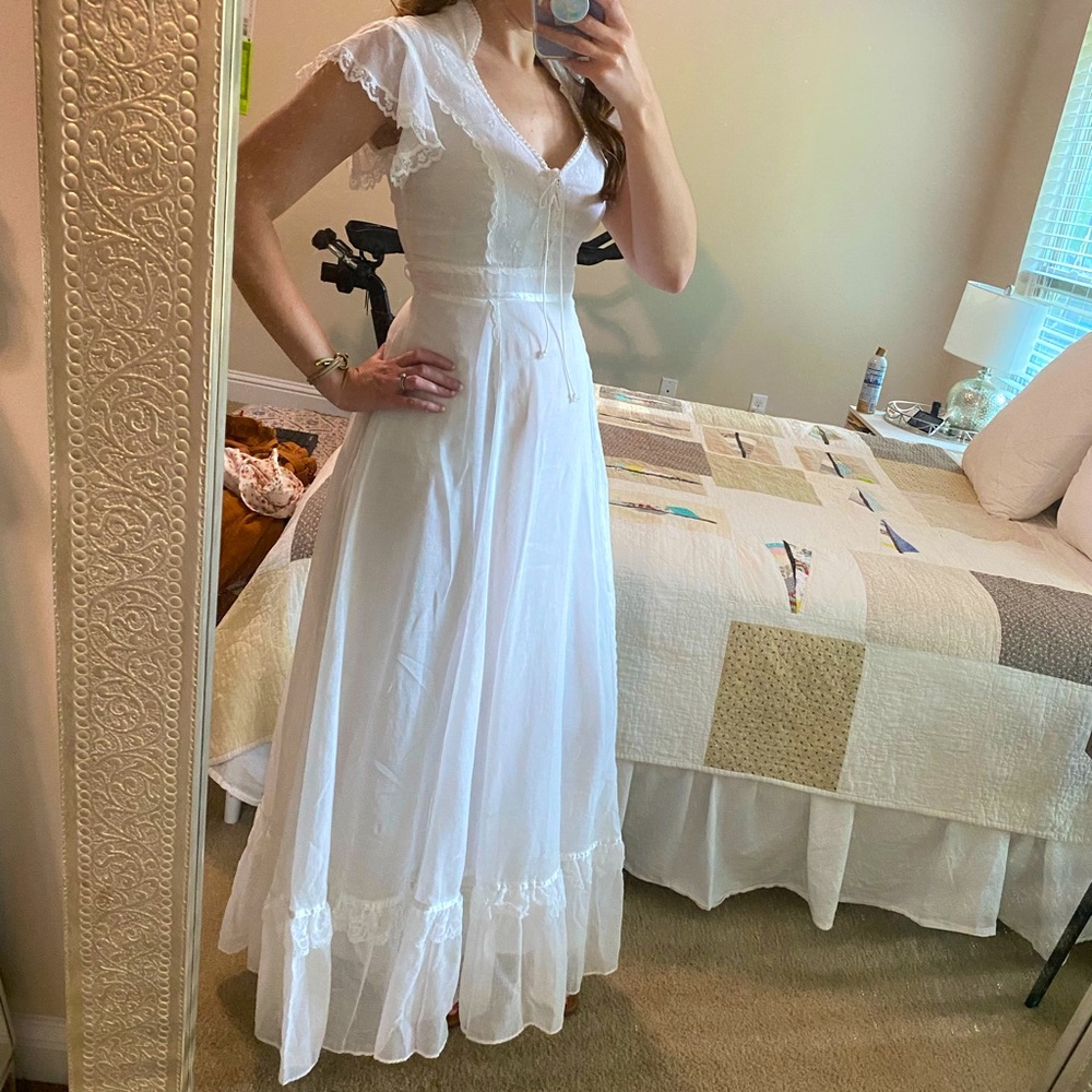Romantic Gunne Sax White Dress (Jessica McClintock) VINTAGE 1970’s No Tag